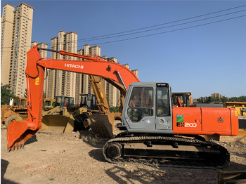 מחפר HITACHI EX200