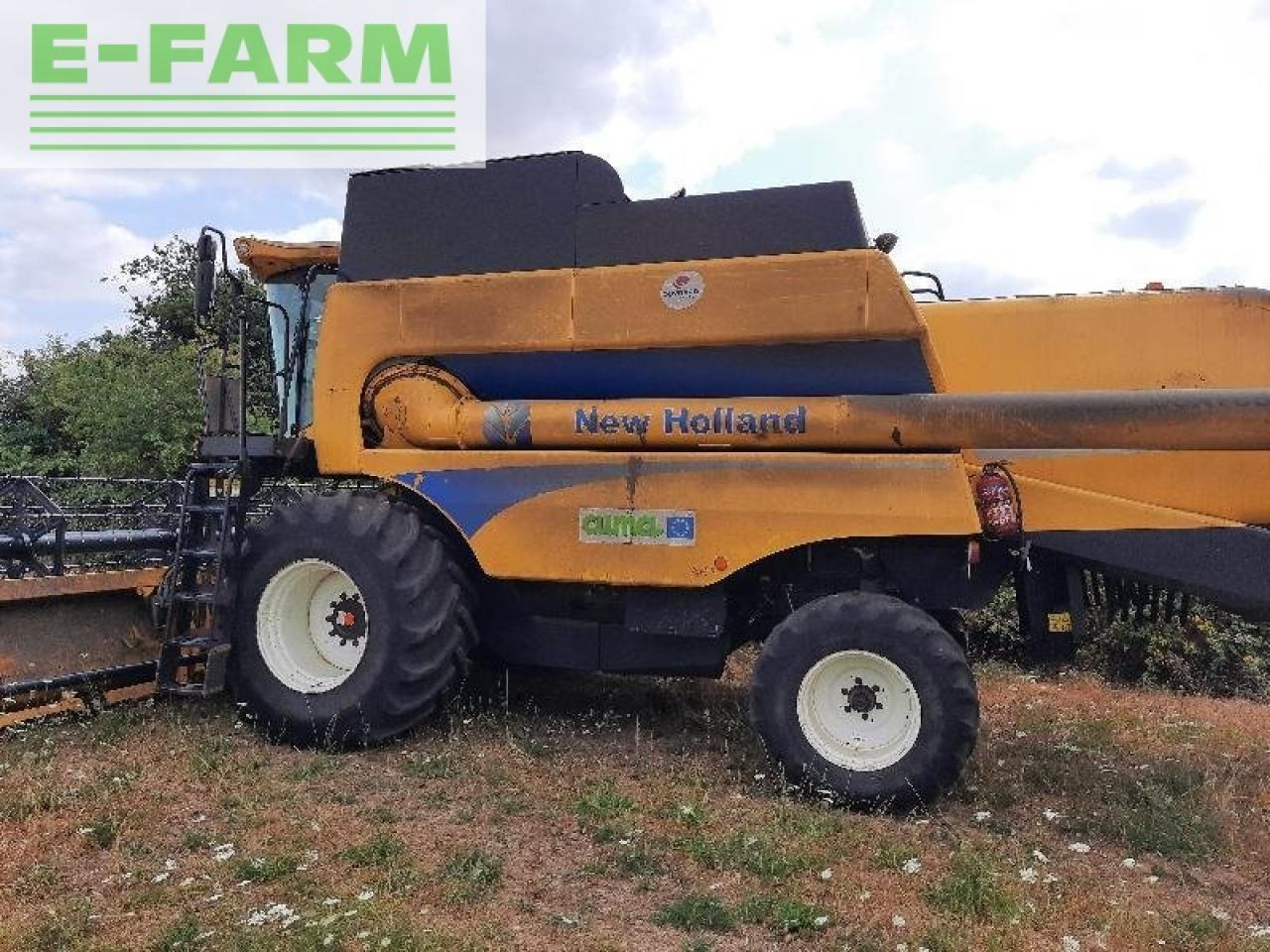 מקצרת קומבינה New Holland csx7080: תמונה 2