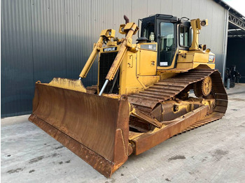 דחפור CATERPILLAR D6T