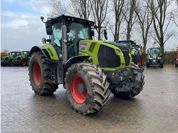 טרקטור חקלאי CLAAS Axion 870