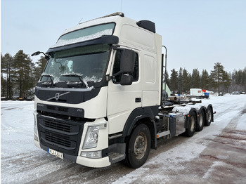 משאית הרמת וו VOLVO FM12