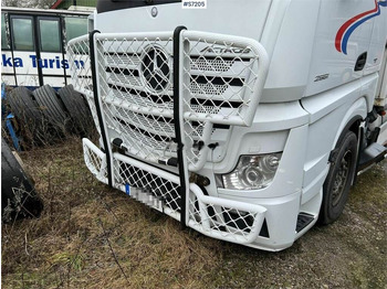 משאית תיבה Mercedes-Benz Actros 963-0-C Chip Truck: תמונה 4