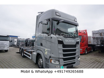 מוביל מכולות/ משאית החלפת גוף SCANIA S 450