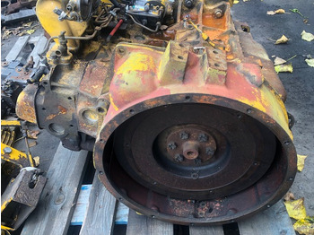 מנוע עבור מכונה חקלאית Sanderson - Silnik: תמונה 2 מנוע עבור מכונה חקלאית Sanderson - Silnik: תמונה 2