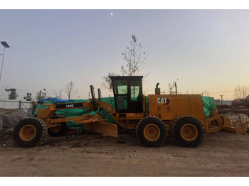 מפלסת CATERPILLAR 140G