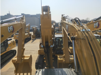 מחפר סורק CATERPILLAR 320