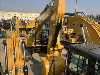 מחפר סורק CATERPILLAR 323