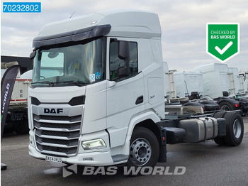 משאית עם שלדת תא DAF XF