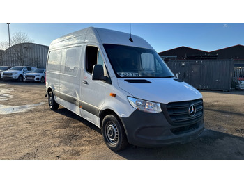 כלי רכב מסחרי עם לוח MERCEDES-BENZ Sprinter 314