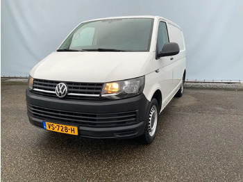 כלי רכב מסחרי עם לוח VOLKSWAGEN Transporter T6