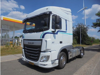 יחידת טרקטור DAF XF 440