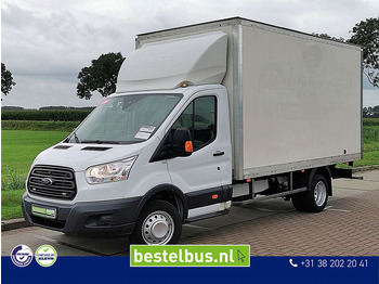 כלי רכב מסחרי עם תיבה FORD Transit