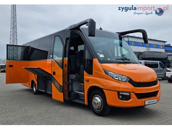 מיניבוס IVECO Daily 70c18