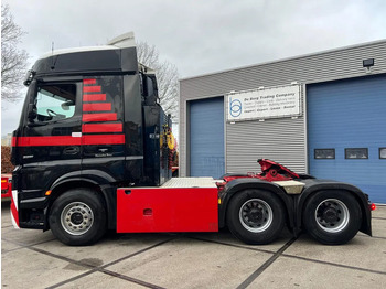 יחידת טרקטור MERCEDES-BENZ Actros 3351