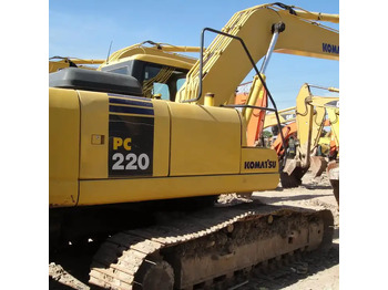 מחפר KOMATSU PC200