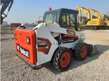 מעמיס היגוי החלקה BOBCAT S510