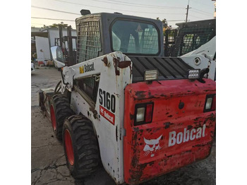 מעמיס היגוי החלקה BOBCAT S160