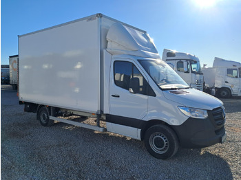 כלי רכב מסחרי עם תיבה MERCEDES-BENZ Sprinter