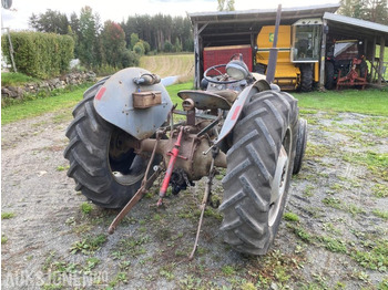 הַחכָּרָה  1954 Massey Ferguson TEA 1954 Massey Ferguson TEA: תמונה 4