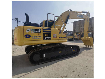 מחפר KOMATSU PC200-8