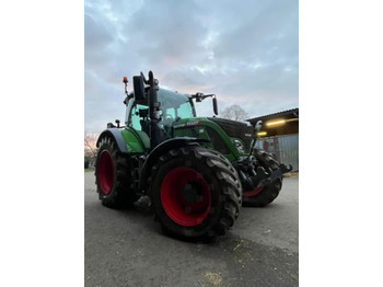 טרקטור חקלאי FENDT 724 Vario