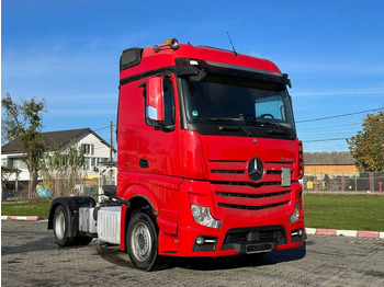 משאית תיבה MERCEDES-BENZ Actros