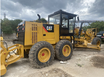 מפלסת Caterpillar 140H: תמונה 5