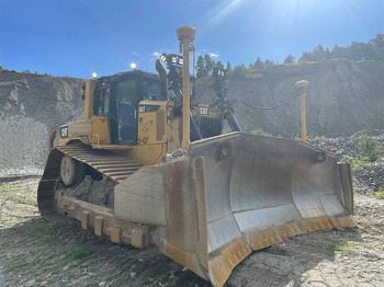 דחפור CATERPILLAR D6T