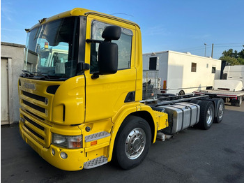 משאית עם שלדת תא SCANIA P 360