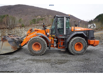 מעמיס גלגלים HITACHI ZW220