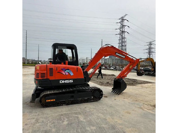 מיני מחפר DOOSAN DH55