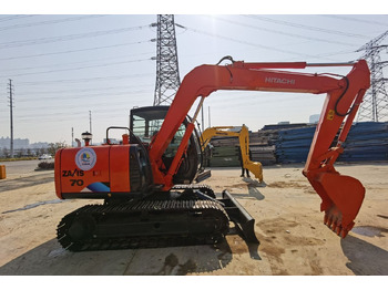 מיני מחפר HITACHI ZX70