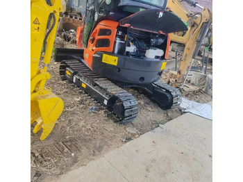 מיני מחפר Kubota U30: תמונה 2