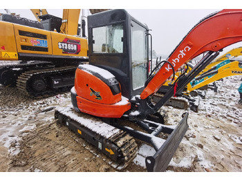 מיני מחפר Kubota U35: תמונה 5