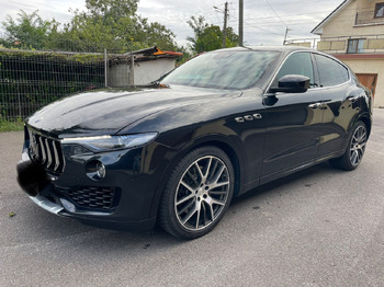 מכונית MASERATI