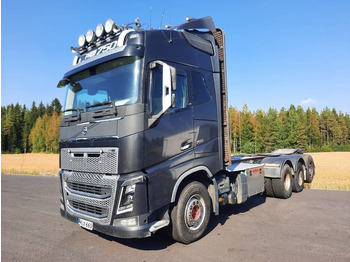 משאית עץ VOLVO FH 750