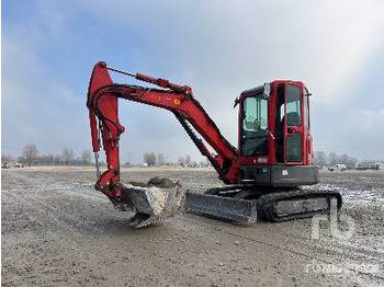 מיני מחפר BOBCAT E35