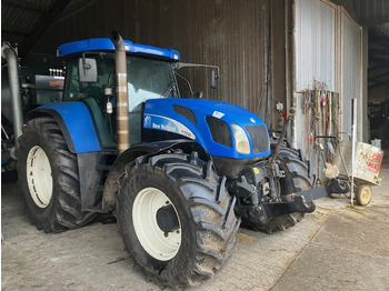 טרקטור חקלאי NEW HOLLAND T7000