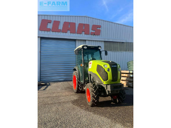 טרקטור חקלאי CLAAS Nexos 220