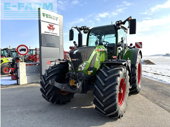 טרקטור חקלאי FENDT 724 Vario