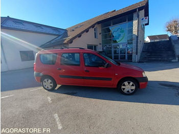 מכונית DACIA