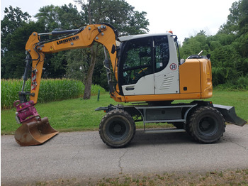 מחפר גלגלים LIEBHERR A 912