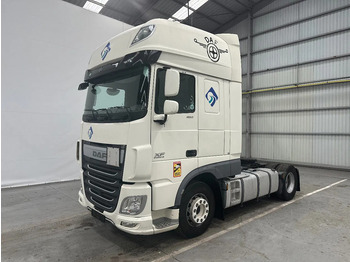 יחידת טרקטור DAF XF 106 460