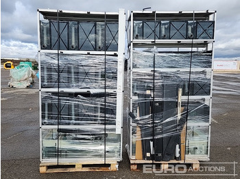 ציוד בנייה Pallet of Varios Aquariums (2 of): תמונה 5