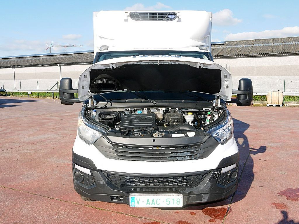 כלי רכב מסחרי לקירור Iveco 35C14 DAILY KUHLKOFFER CARRIER VIENTO  A/C: תמונה 16