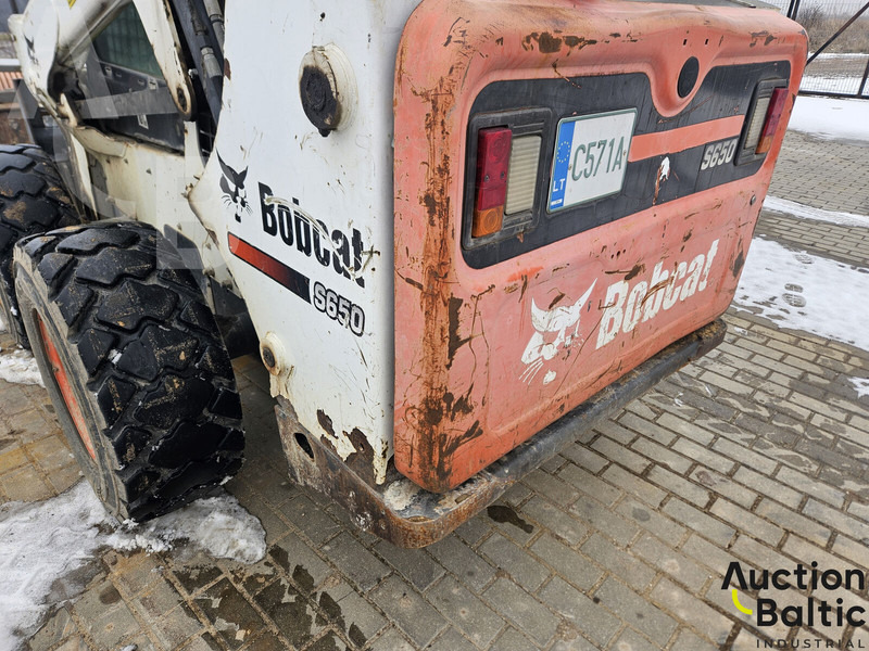 מעמיס היגוי החלקה Bobcat S 650: תמונה 8