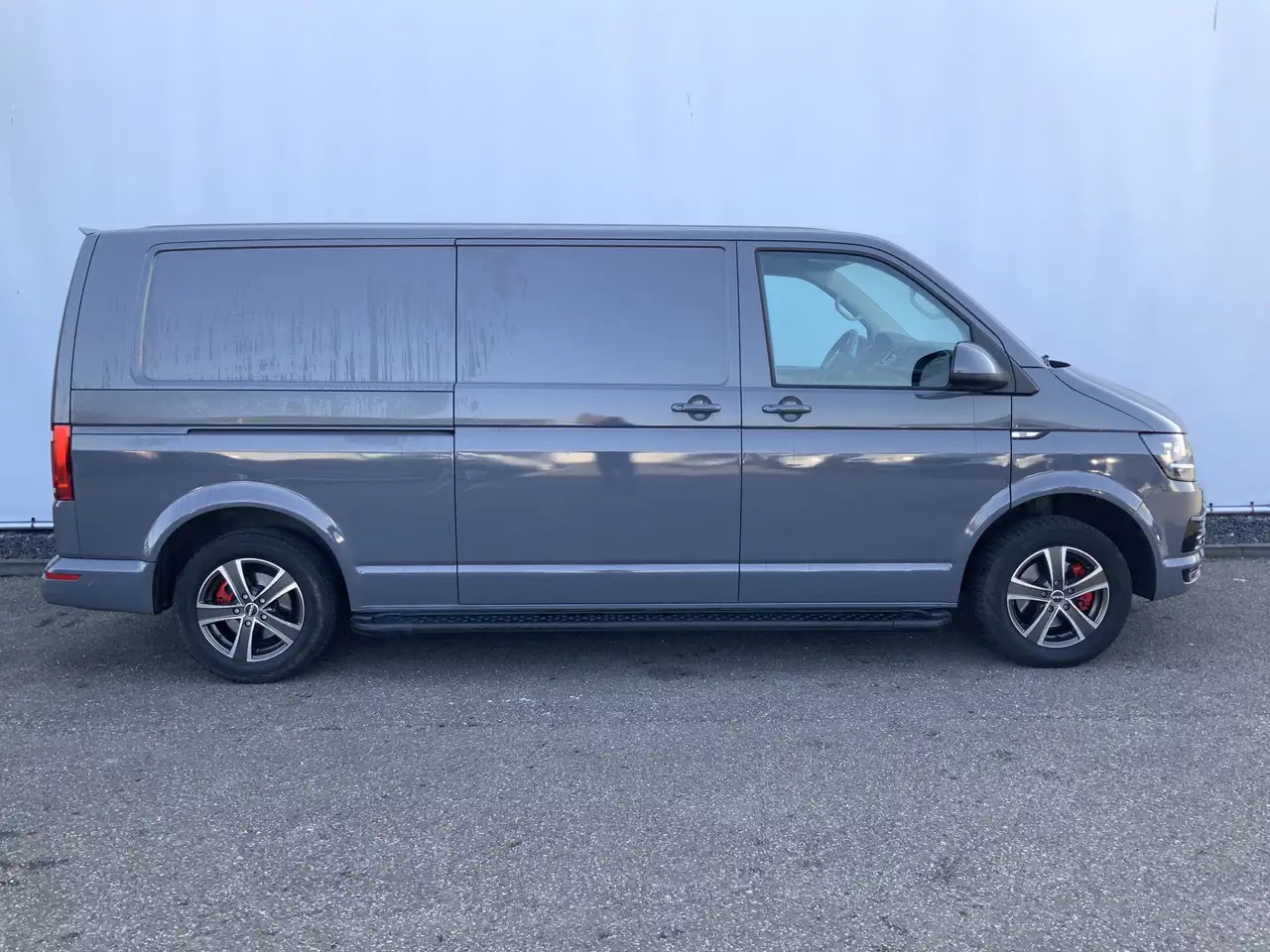 כלי רכב מסחרי עם לוח Volkswagen T6 Transporter 2.0 TDI L2H1 Airco Alu Velg Trekhaak 2500 kg Side: תמונה 15