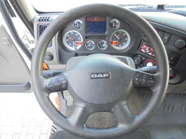 משאית וילונות צד DAF LF 45: תמונה 17