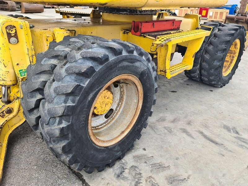 הַחכָּרָה Komatsu PW110 Komatsu PW110: תמונה 20