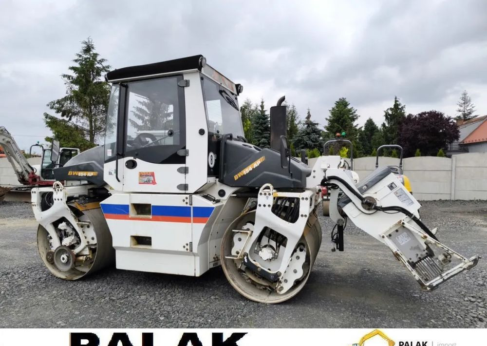 רולר Bomag Walec drogowy BOMAG BW 154 AP + SIEWNIK , 2009 rok: תמונה 1